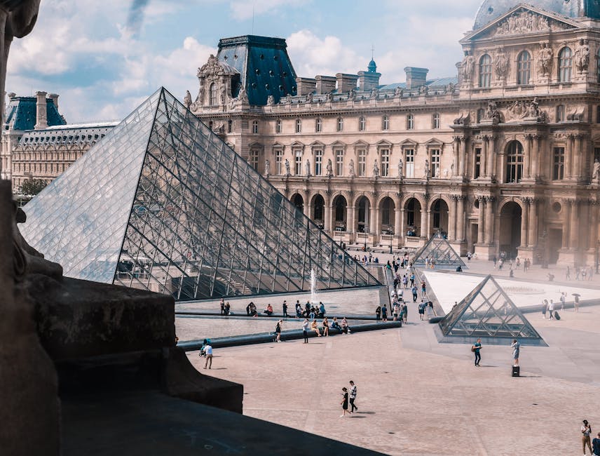 Louvre muzej u Parizu